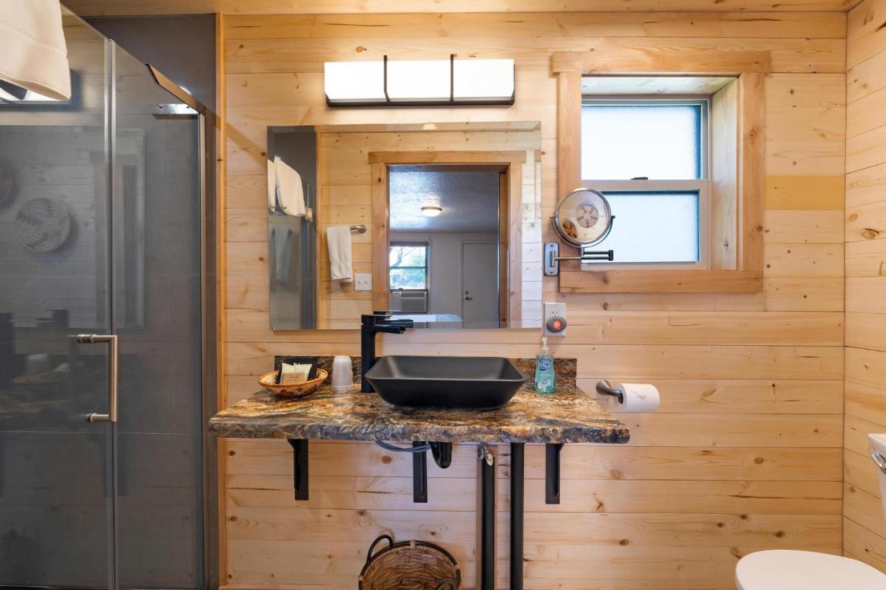 Stone Lizard Lodge Blanding Eksteriør bilde